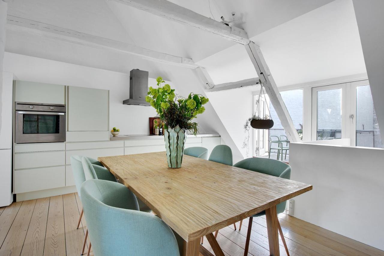 Sanders Main - Endearing Two-Bedroom Duplex Apartment With A Balcony Next To Magical Nyhavn Copenhagen Exterior photo