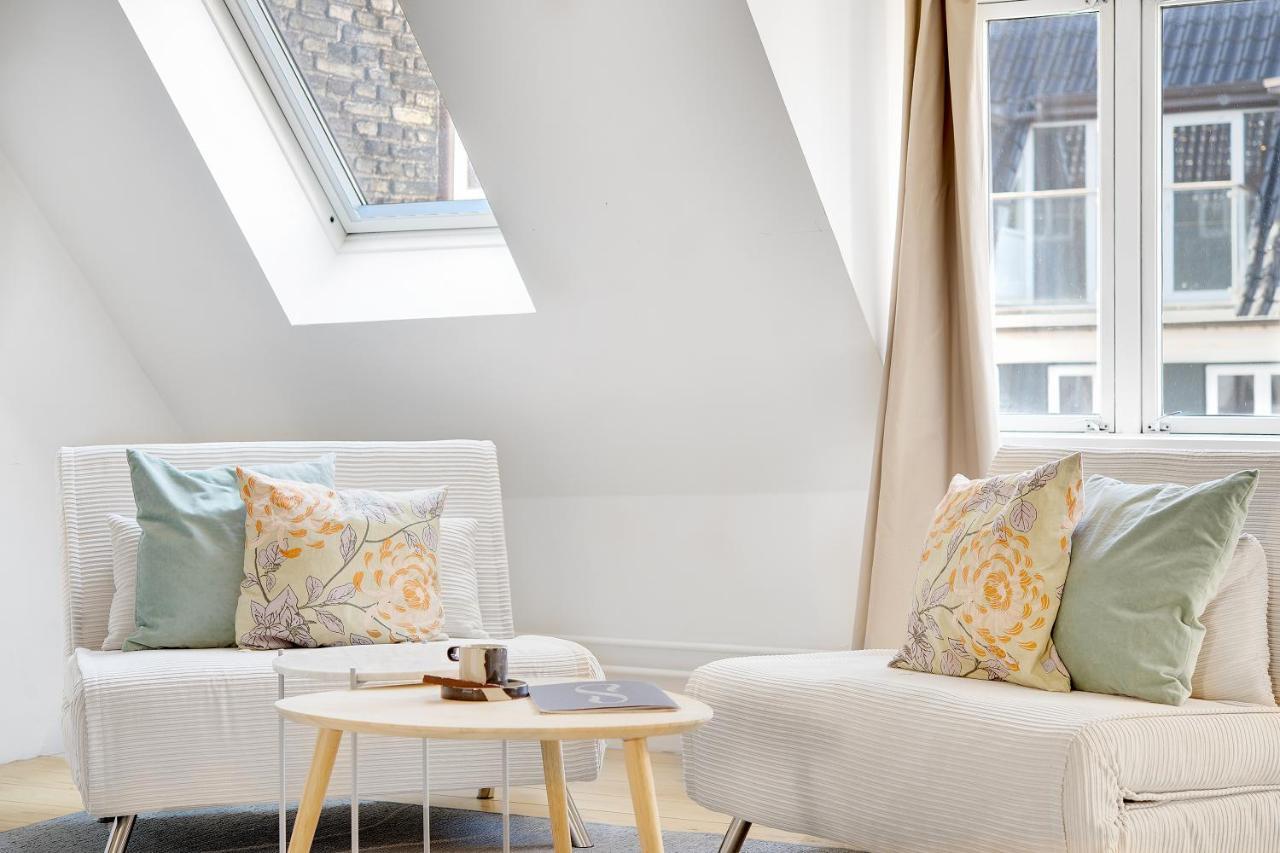 Sanders Main - Endearing Two-Bedroom Duplex Apartment With A Balcony Next To Magical Nyhavn Copenhagen Exterior photo