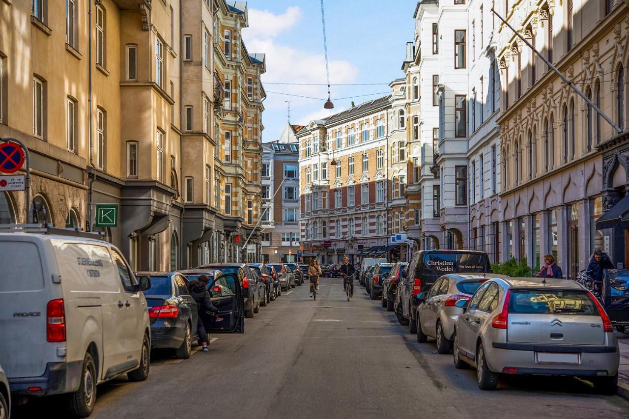 Sanders Main - Endearing Two-Bedroom Duplex Apartment With A Balcony Next To Magical Nyhavn Copenhagen Exterior photo