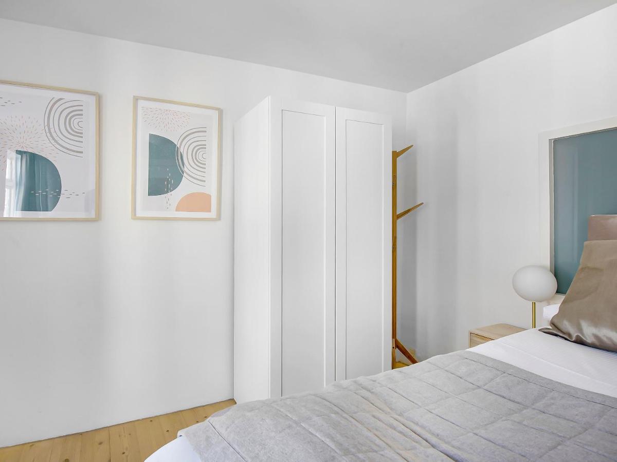 Sanders Main - Endearing Two-Bedroom Duplex Apartment With A Balcony Next To Magical Nyhavn Copenhagen Exterior photo